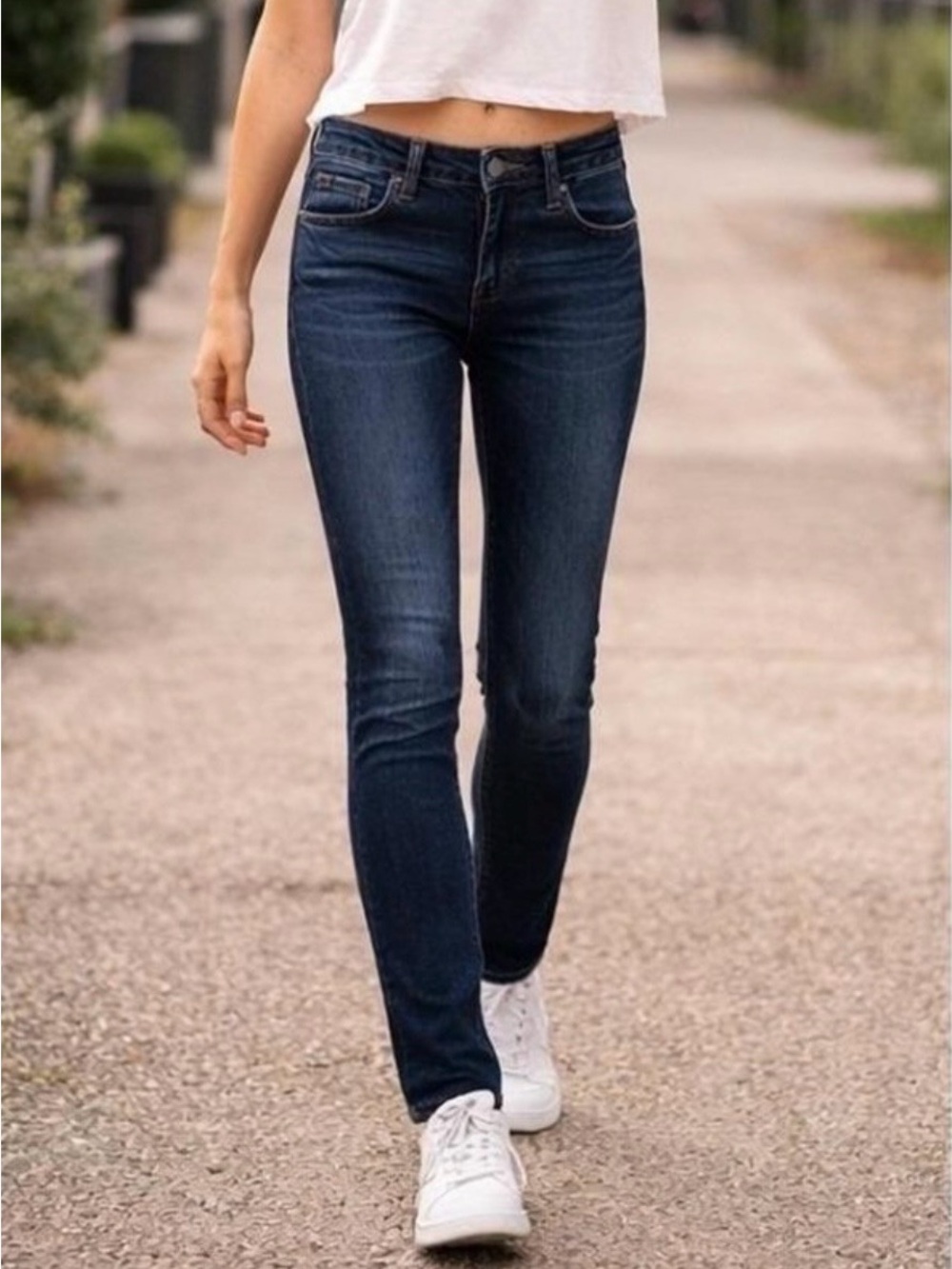 Free People Dark Wash Skinny Low-rise Jeans 28